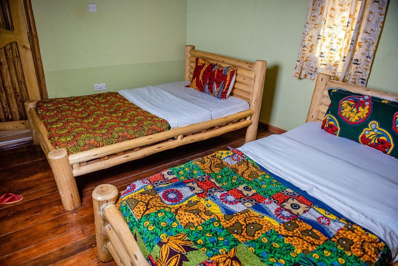 Elite Backpackers Services Masaka Екстериор снимка