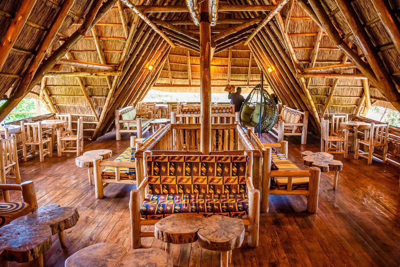 Elite Backpackers Services Masaka Екстериор снимка