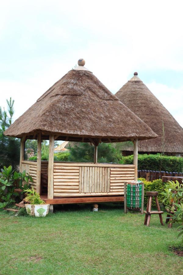 Elite Backpackers Services Masaka Екстериор снимка