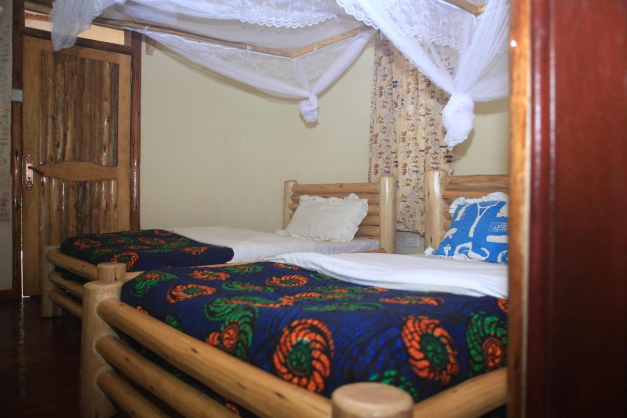 Elite Backpackers Services Masaka Екстериор снимка