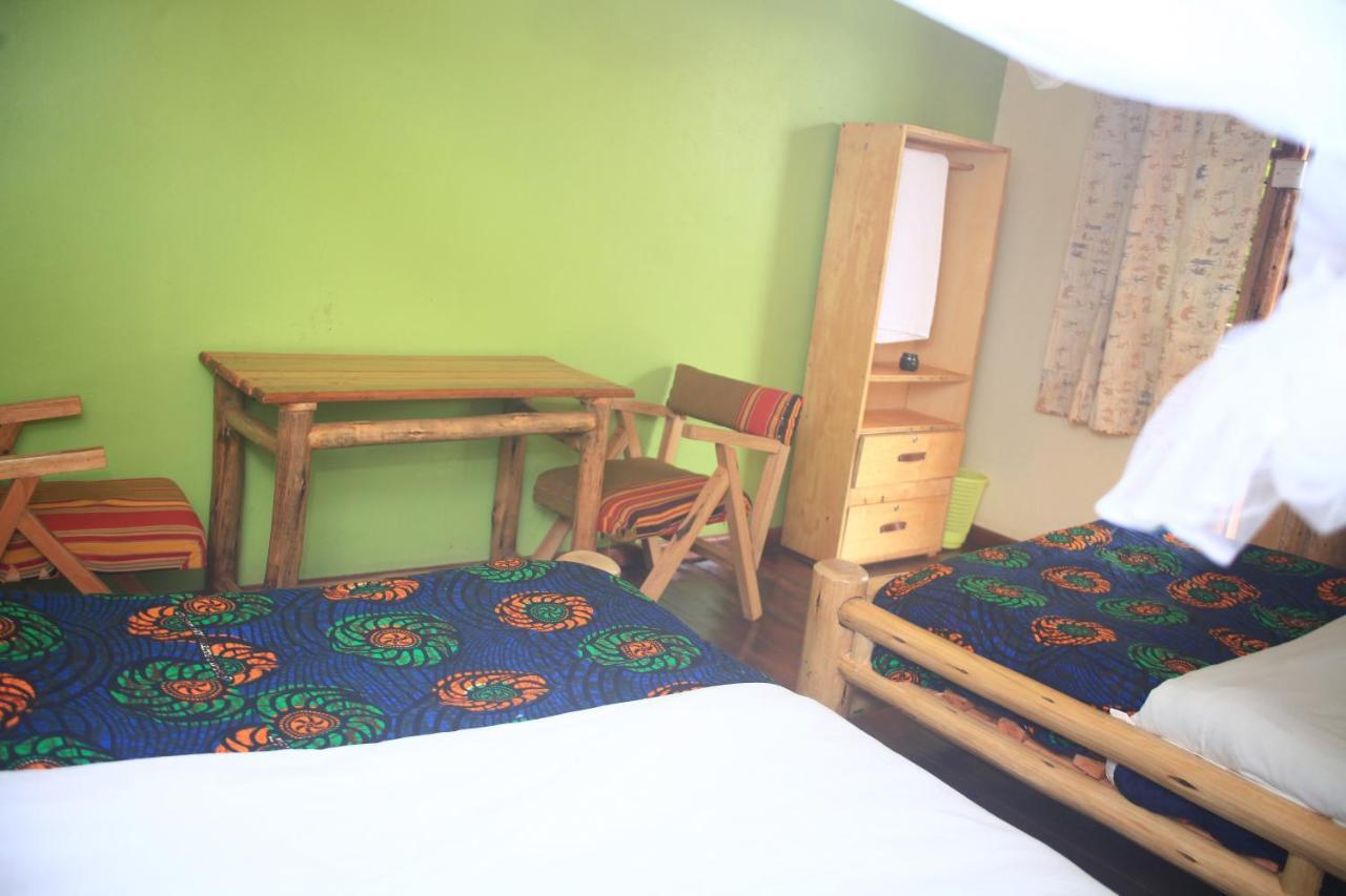 Elite Backpackers Services Masaka Екстериор снимка